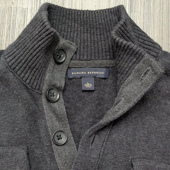 Banana Republic | Men's Large Dark Grey Sweater with Buttoned High Collar - Picture 2 of 6